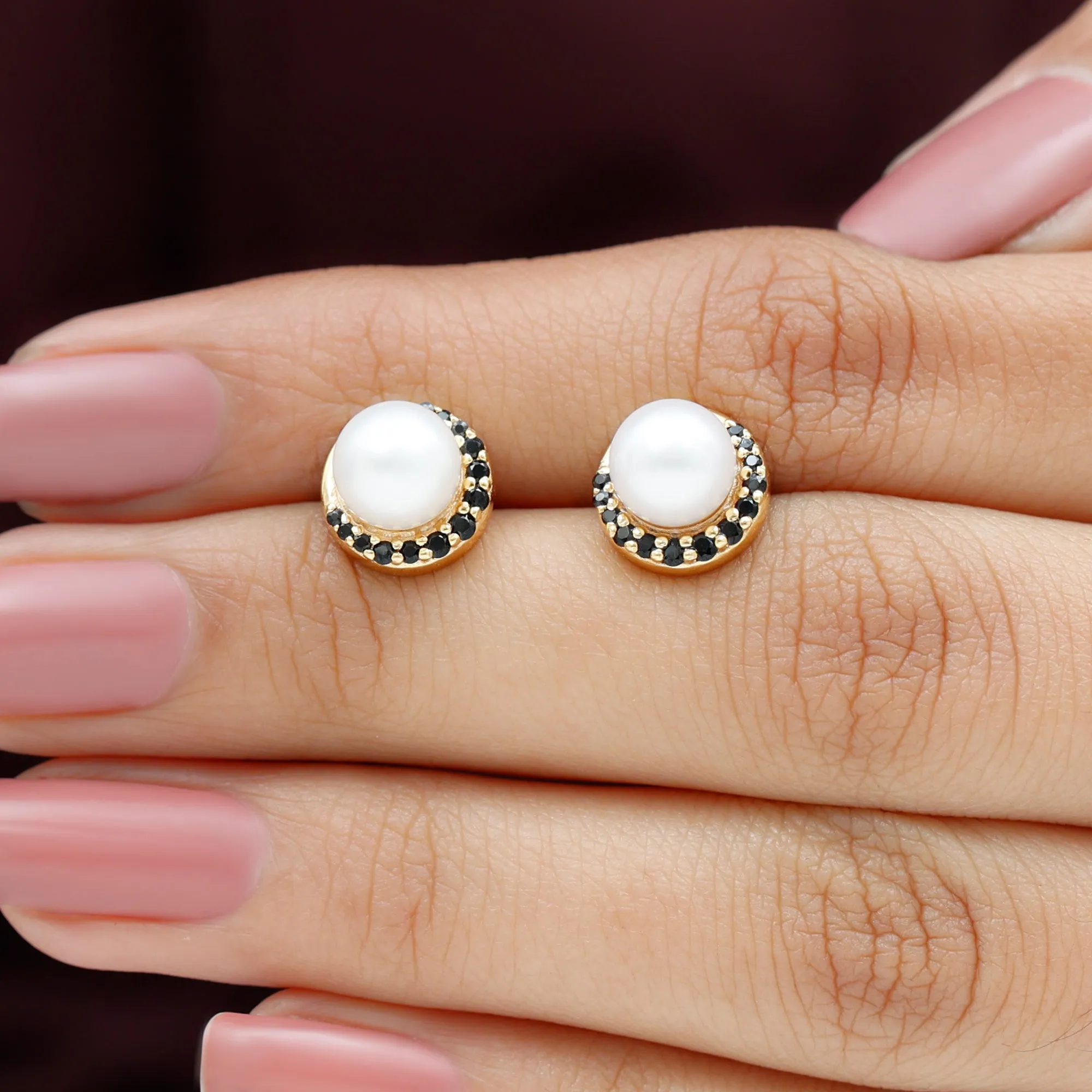 6.25 CT Freshwater Pearl Solitaire Stud with Black Spinel Half Halo