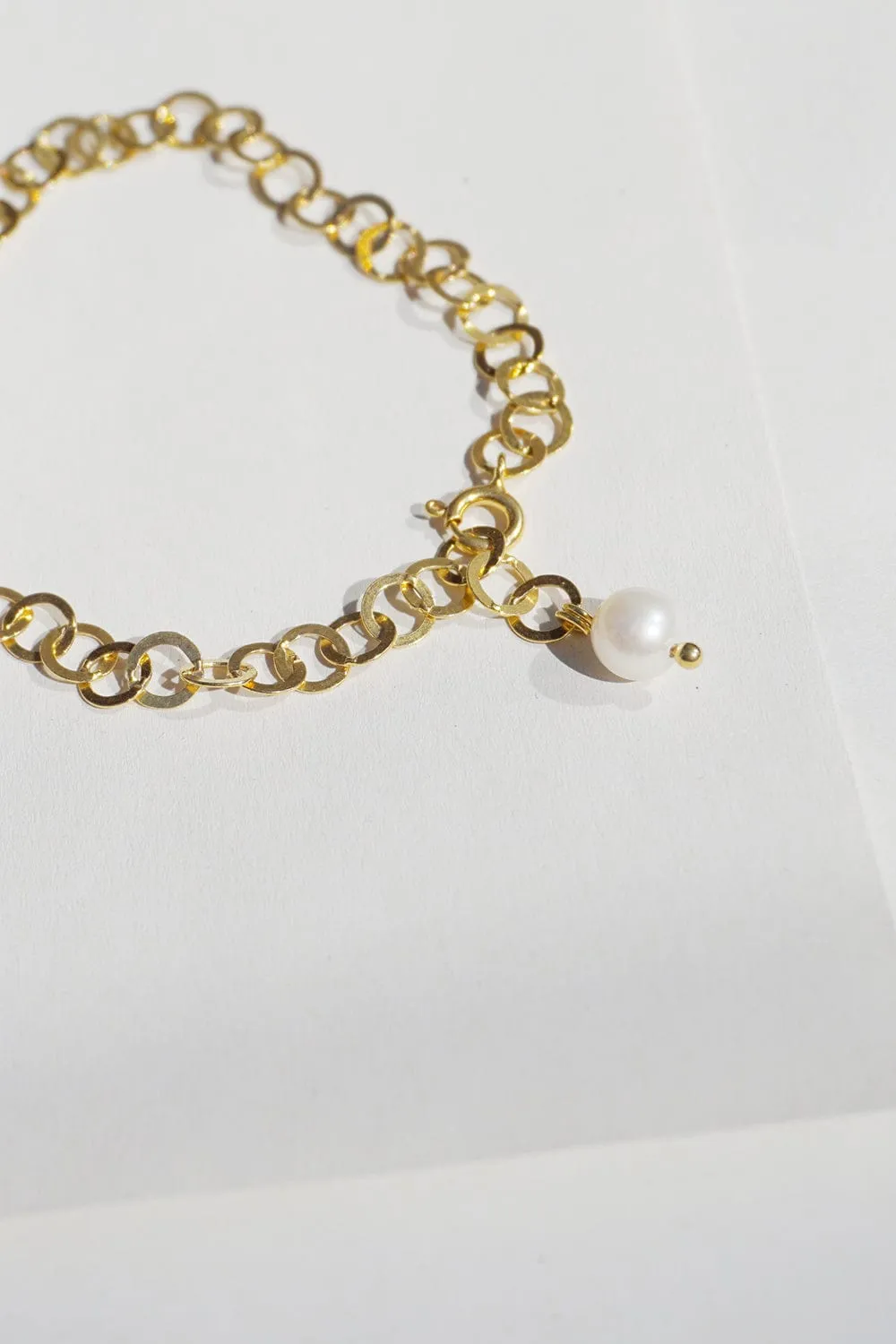Chain Pearl Bracelet - Gold Plated