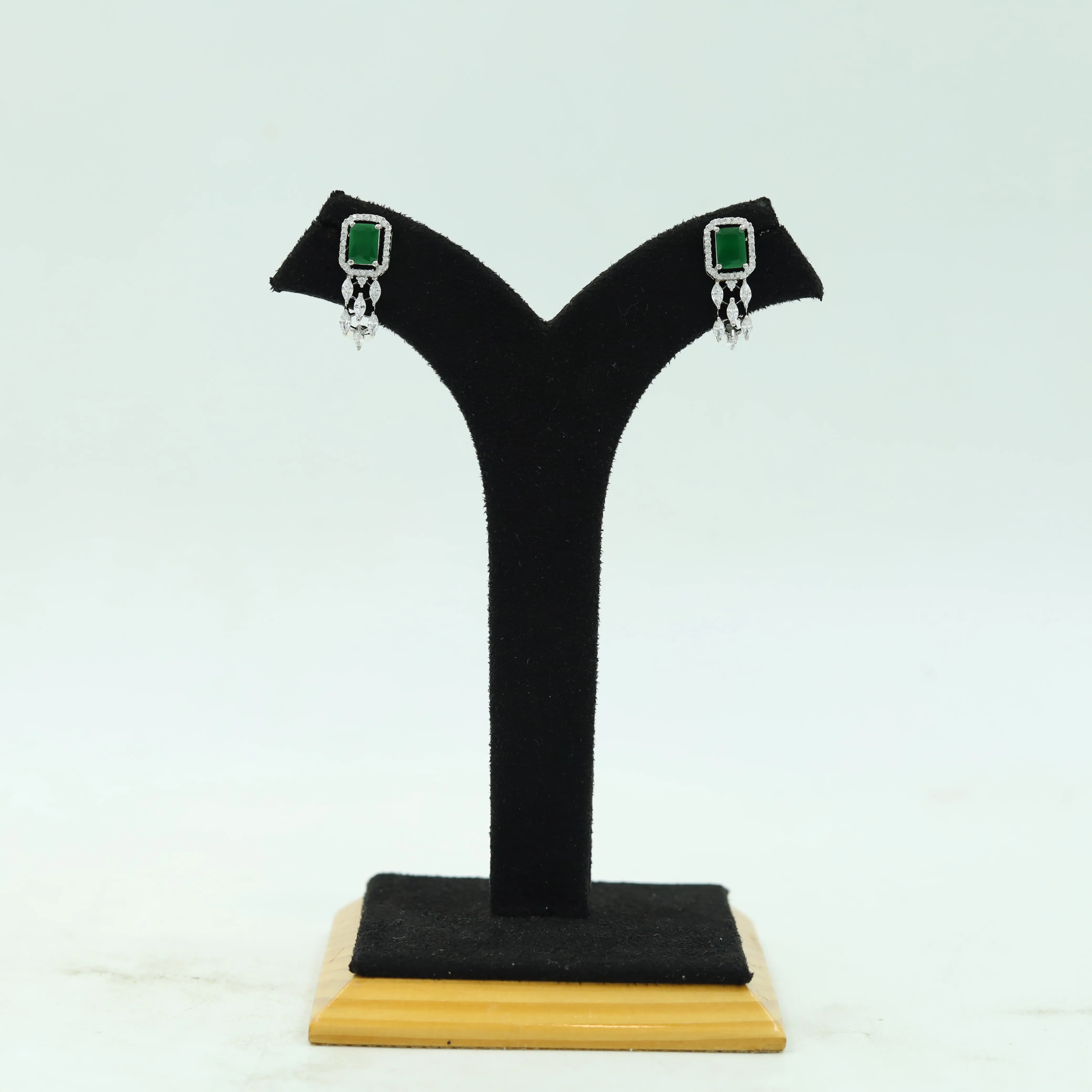 Choker Zircon/AD Necklace Set 15351-69