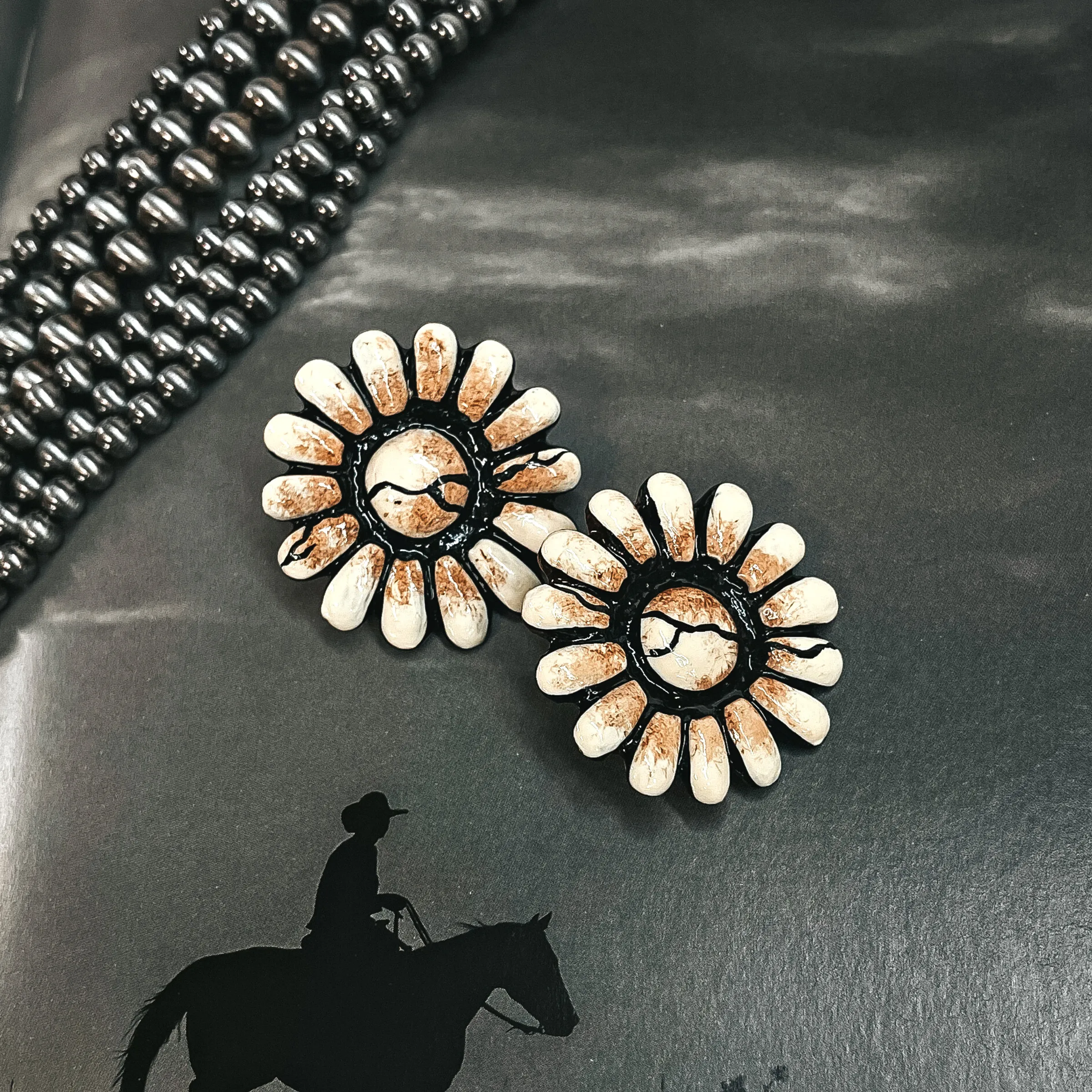 Jericho Clay Post Back Earrings in Ivory