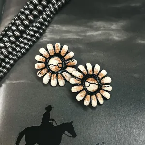 Jericho Clay Post Back Earrings in Ivory