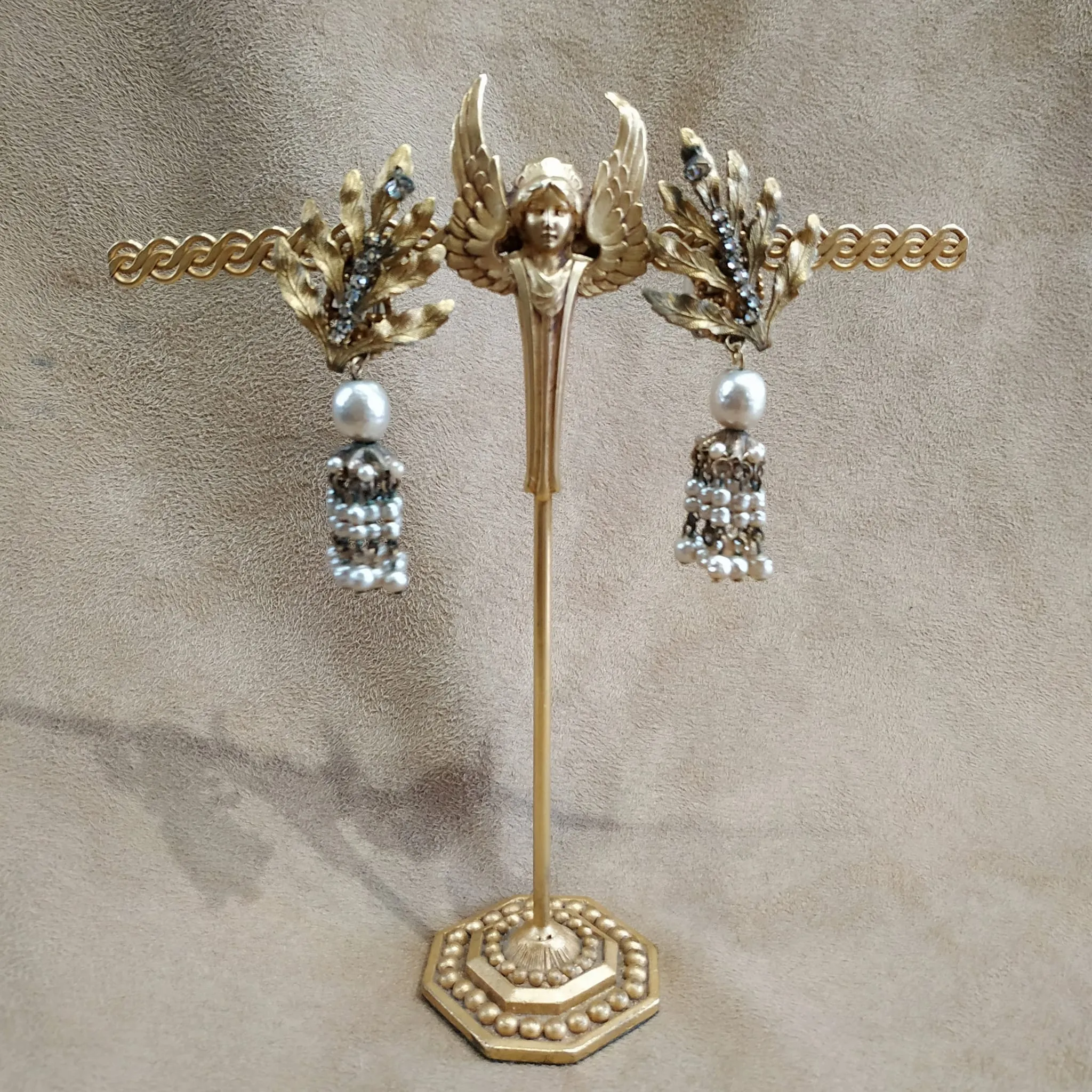 Miriam Haskell Pearl Leaf earrings