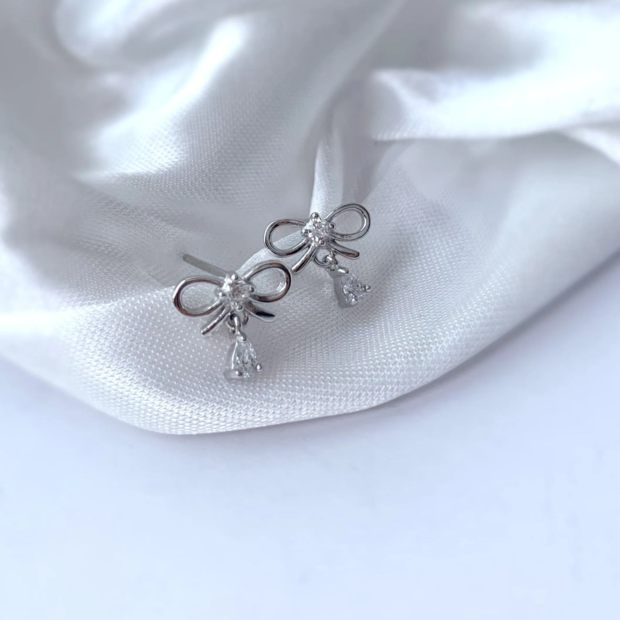 Ribbon Zircon Water Drop Stud Earrings