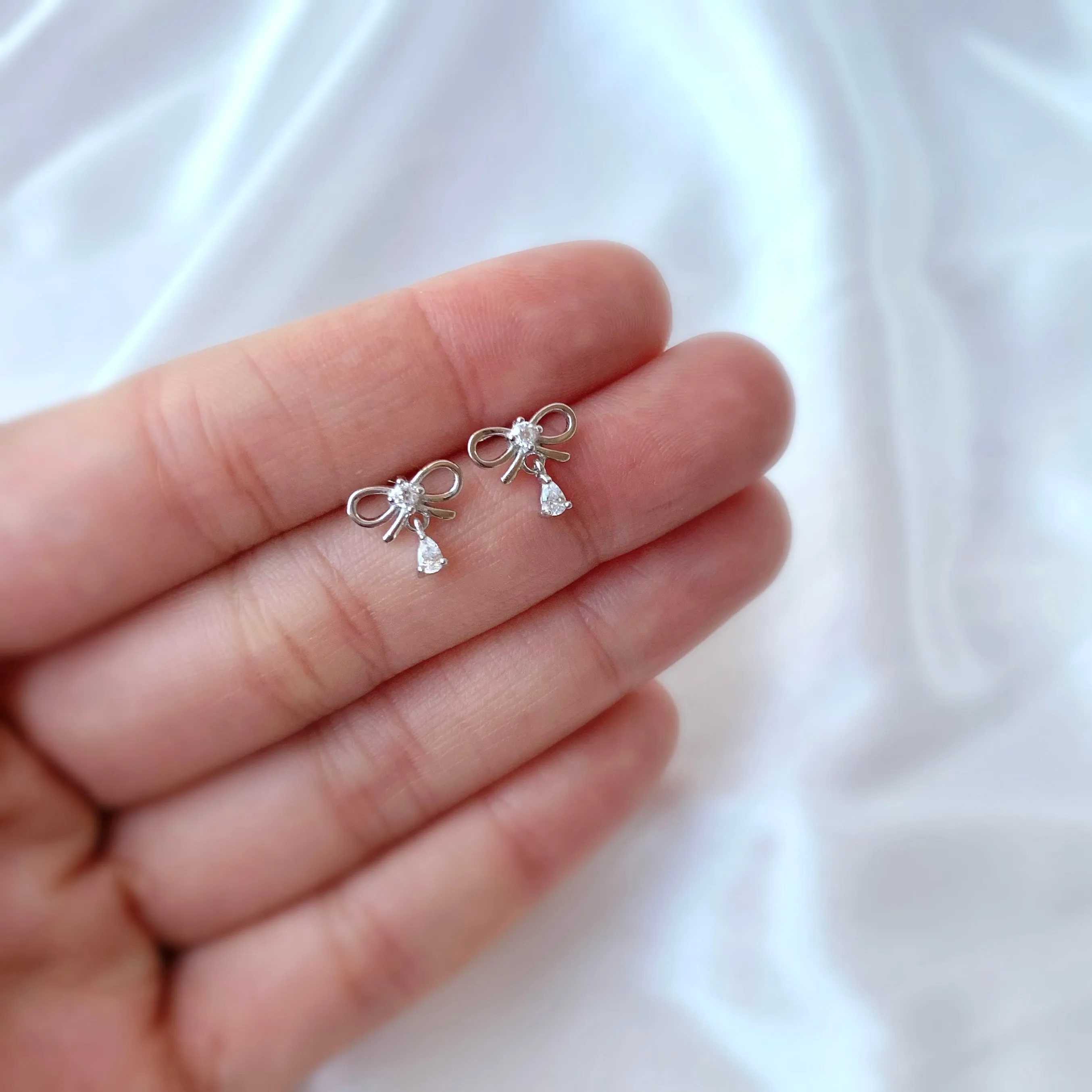 Ribbon Zircon Water Drop Stud Earrings