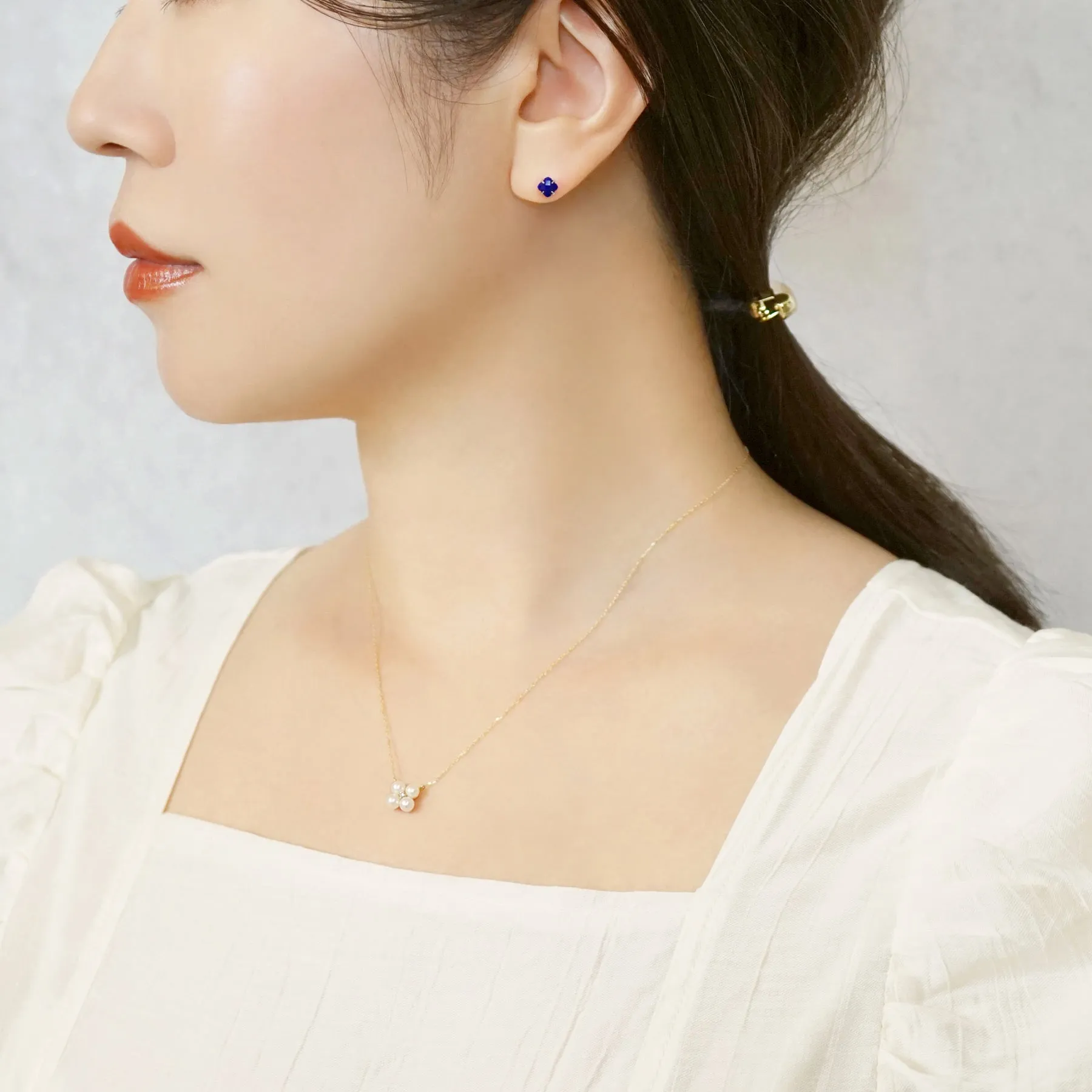 [Second Earrings] Platinum Lily Cut Lapis Lazuli Earrings