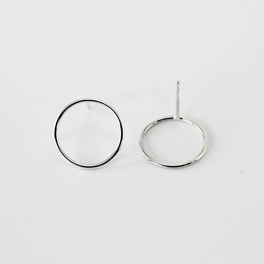 SILVER CIRCLES EARRINGS