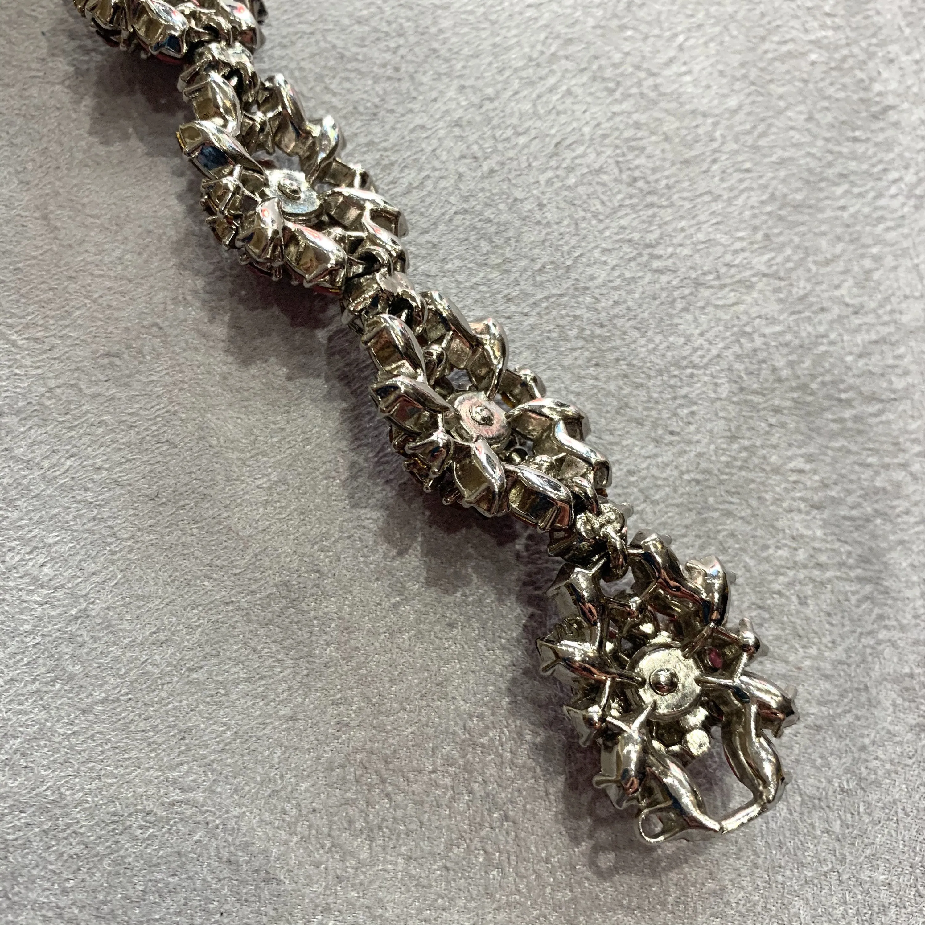 Trifari pink vintage bracelet 1950s