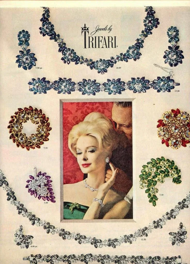 Trifari pink vintage bracelet 1950s