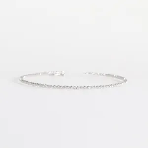 White Gold Diamond-Cut Bead Bangle